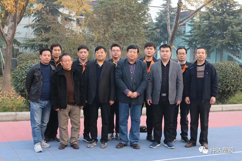 熱烈歡迎河南省塑料協(xié)會段同生會長一行蒞臨仲達塑膠考察指導工作！