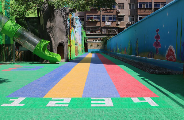 幼兒園懸浮地板上面可以停車行車嗎？