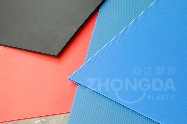 防靜電中空板的特點(diǎn)及優(yōu)勢是什么？